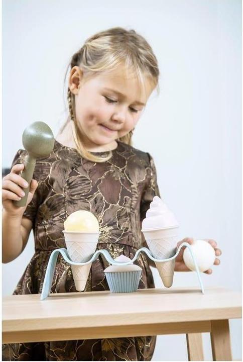 Actual product image dantoy 6974 - ORGANIC CUPCAKE ICE CREAM SET 54 PIECES KRT.