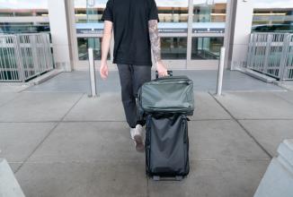 Actual product image Wandrd Transit Carry On Roller Bag (40 l)