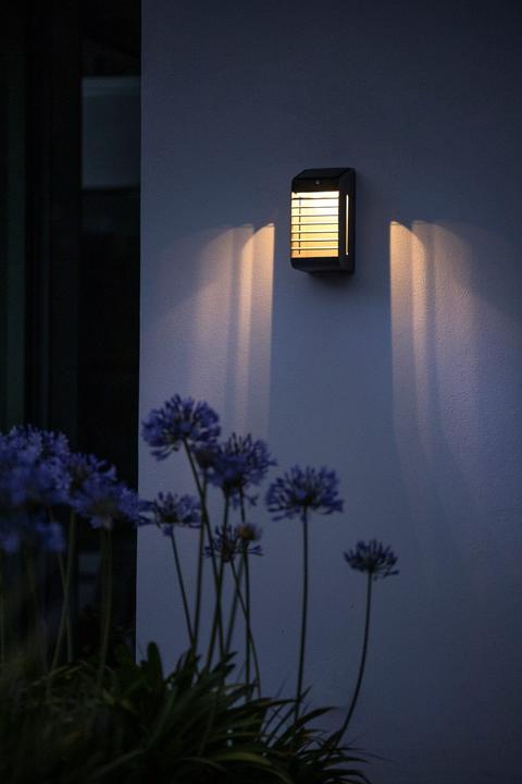 Actual product image Les Jardins Corner applique murale solaire 500 lumens (500 lm)