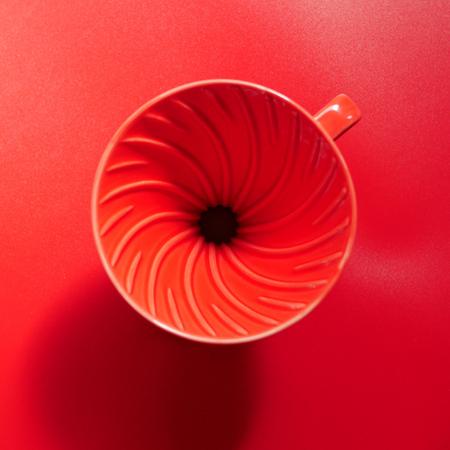 Immagine prodotto Hario V60-02 Contagocce per caffè in ceramica, rosso