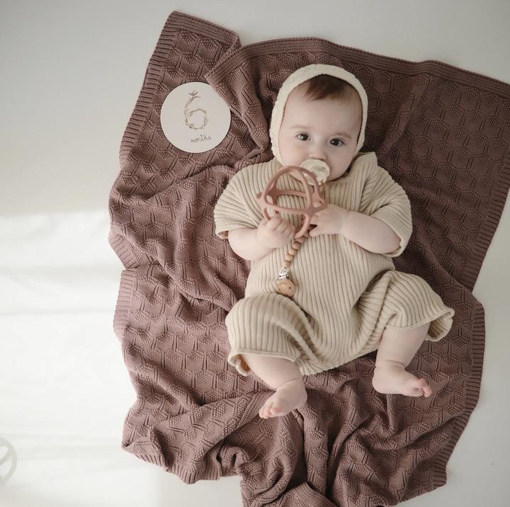 Actual product image Mushie Knitted honeycomb (80 x 100 cm)