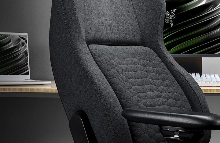 Immagine prodotto Razer Iskur XL