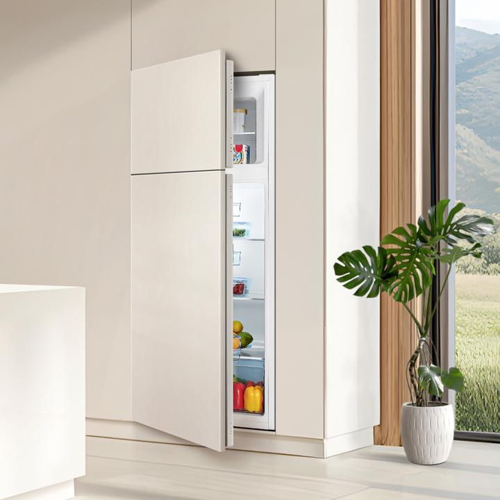 Produktbild Hisense RI1P205NEWE Einbau-Kühlschrank mit zwei Türen