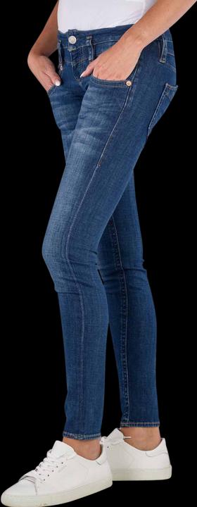 Actual product image Herrlicher 10020074 (W26/L30)