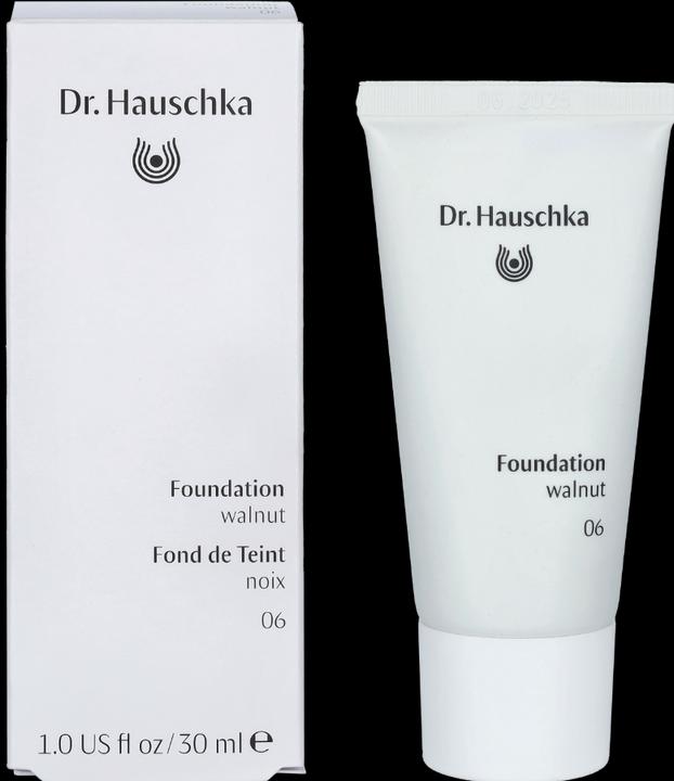 Produktbild Dr. Hauschka Foundation 06 walnut 30 ml (#06 Walnut)