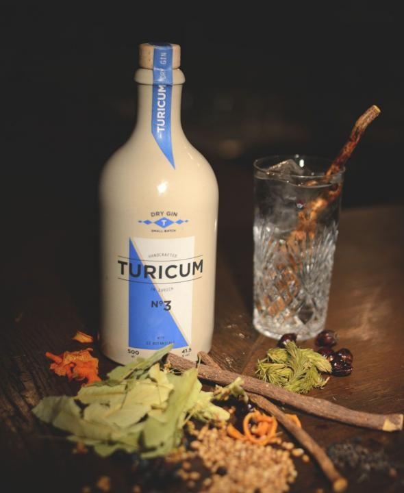 Actual product image Turicum Handcrafted Dry Gin (1 x 50 cl)