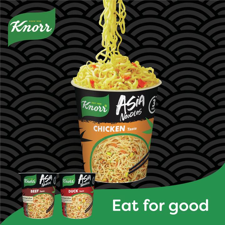 Actual product image Knorr Asia Noodles Chicken cup, Asian instant noodles snack with chicken, prepared in just 3 minutes (65 g)