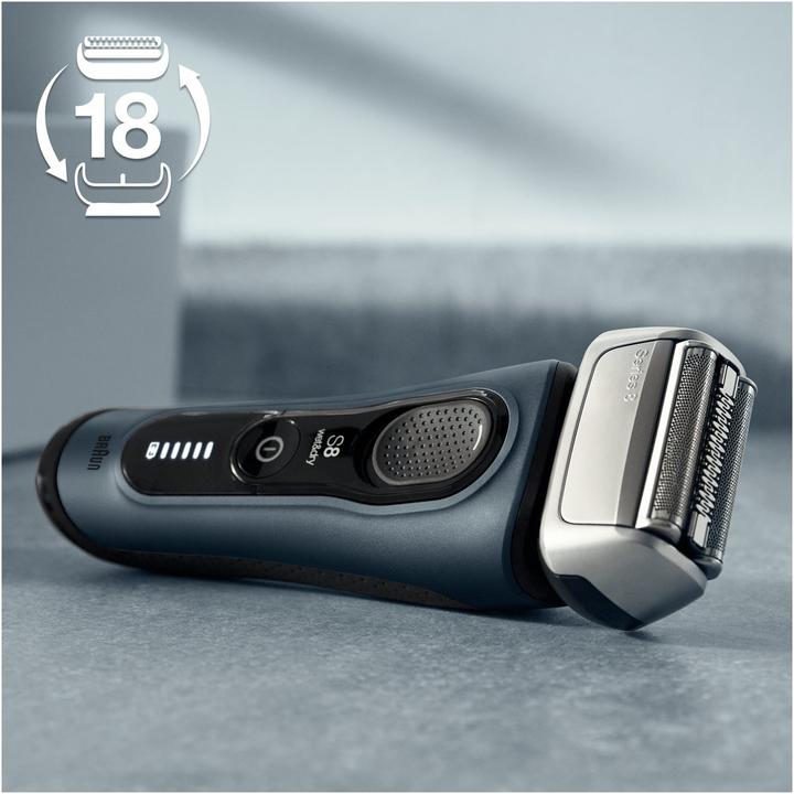 Actual product image Braun Series 8 Combipack 83M (1 x)