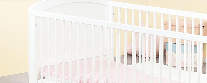 Produktbild Pinolino Kinderzimmer 'Laura' breit (Babybett, Wickelkommode, Kinderkleiderschrank)