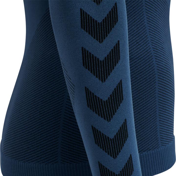 Actual product image hummel First Seamless Jersey L/S Woman (S)