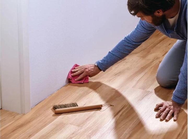 Produktbild tesa Montageband für Tapete & Putz, doppelseitiges Montageklebeband (19 mm)