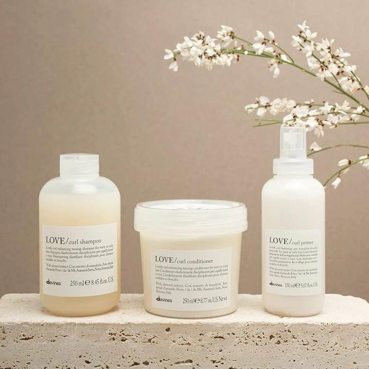 Actual product image Davines Love Curl Shampoo (1000 ml, Liquid shampoo)