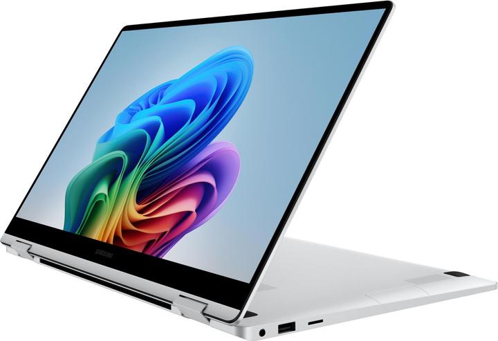 Produktbild Samsung BOOK5 360 15I U7 16GB 512GB SILVER QWERTY (NP750QHA-KB1NL) (15.60", 16 GB, 512 GB, Eng. Int.)