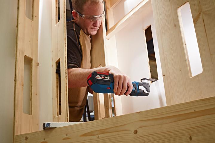 Actual product image Bosch Professional GOP 18V-28