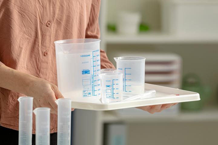 Produktbild Betzold Messbecher mit ml-Skala (1000 ml)
