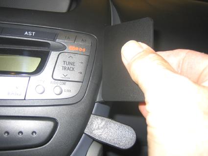 Actual product image Brodit 853717 Car mount Citroen C1 06-14
