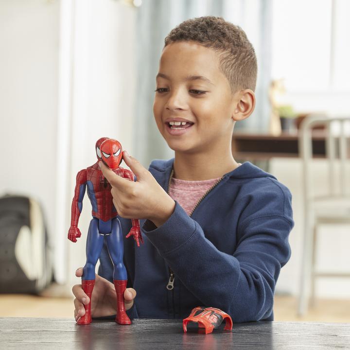 Produktbild Hasbro Titan Hero Blast Gear
