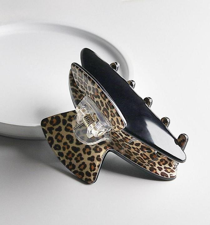 Image du produit Parsa Beauty Pince à cheveux PARSA avec motif léopard, noir 1 pc. (1 pcs)