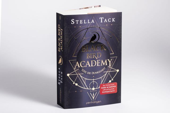 Actual product image Black Bird Academy - Töte die Dunkelheit (German, Stella Tack, 2023)