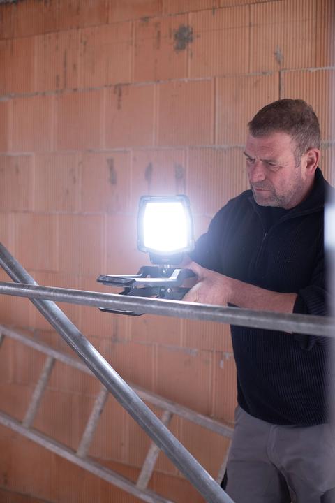 Image du produit Brennenstuhl Projecteur LED - avec accu Li-Ion (3800 lm)