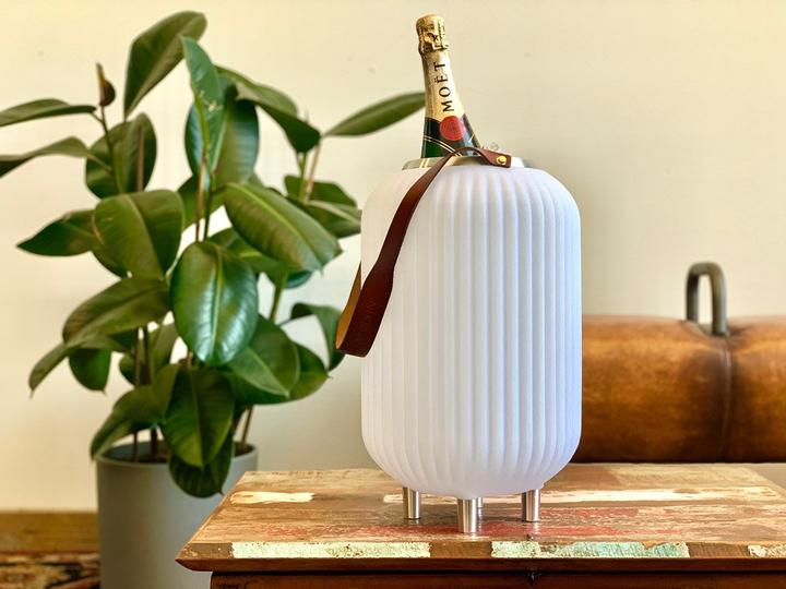 Actual product image Nedis The.Lampion S (multicolour and SYNC) (6 h, Rechargeable battery operated)