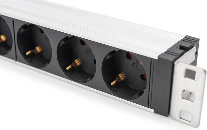 Produktbild Digitus Steckdosenleiste mit Aluminiumprofil und Überspannungsschutz, integrierter Netzfilter, 6-fach Schutz (6 x, CEE 7/3, 2 m)