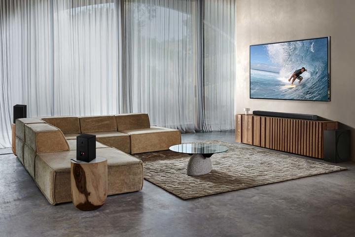 Productafbeelding Samsung HW-Q700A zwart 3.1.2 kanalen (3.1.2 Kanaal)