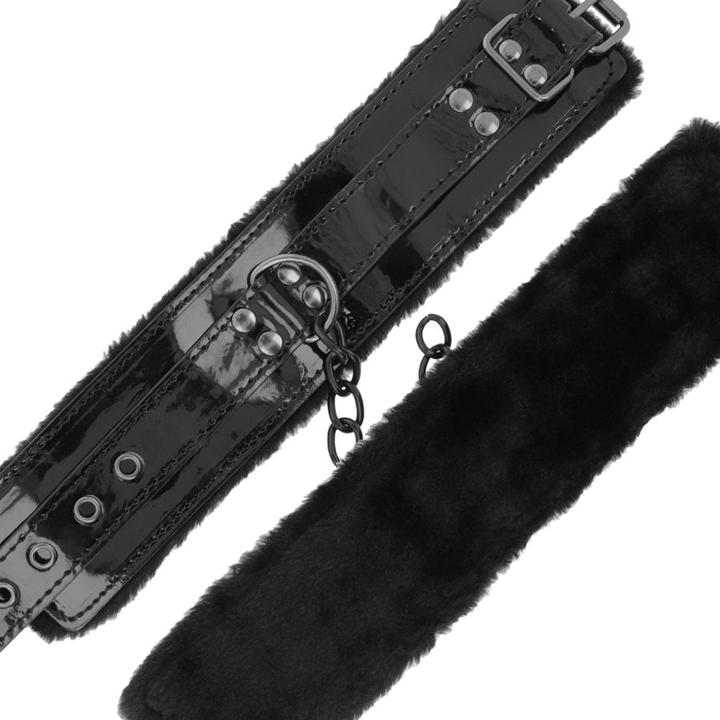 Actual product image Darkness Lined handcuffs with lock