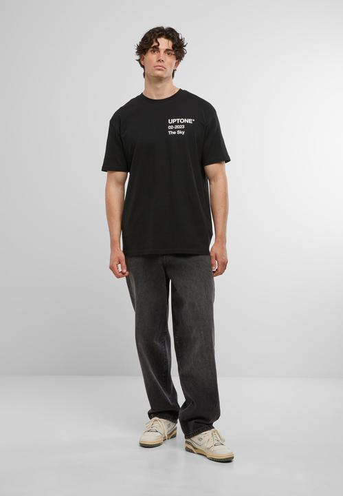 Actual product image Urban Classics Upscale Uptone Oversize Tee - 195195 (M)