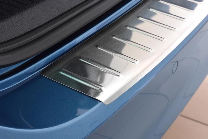 Actual product image Avisa Stainless steel bumper protection for VW Golf 7 Variant from 2013 to 2016 (Rear)