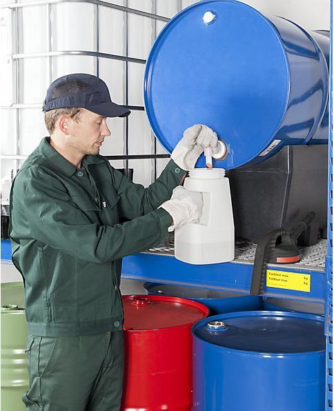 Actual product image Denios LubriFlex PE universal filling can, with 2 spouts, capacity 2 l.