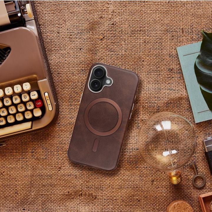 Produktbild OEM Back panel cover GENTLEMAN MAG COVER Case compatible with MagSafe for IPHONE 14 PRO brown (Apple iPhone 14 Pro)