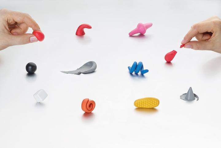 Immagine prodotto Sugru by tesa Sugru Mouldable All-Purpose Glue, pasta adesiva versatile per decorare, incollare e riparare (10.50 g, 323 ml)
