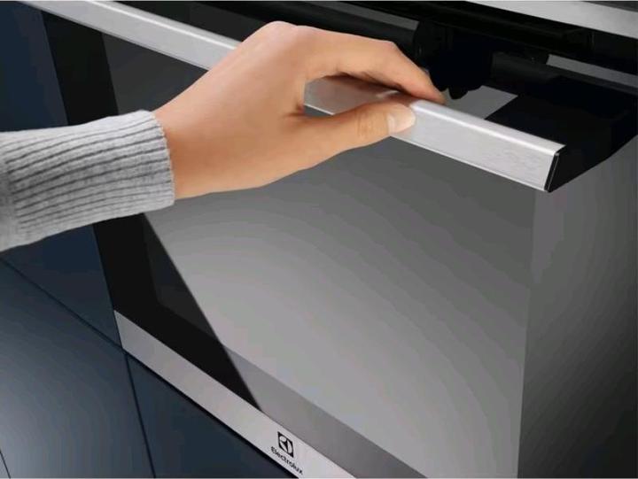 Immagine prodotto Electrolux Serie 700 SteamCrisp