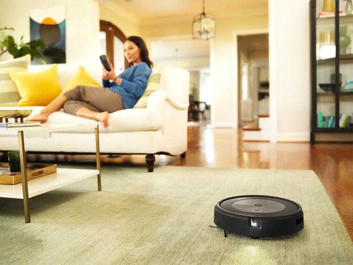 Produktbild iRobot Roomba j7+ (Saugroboter)