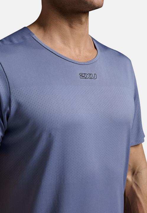 Produktbild 2XU Light Speed Tech Tee (L)