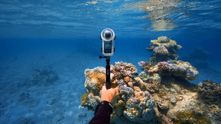 Actual product image Insta360 X4 Adventure Bundle (30p, Bluetooth, Wi-Fi)