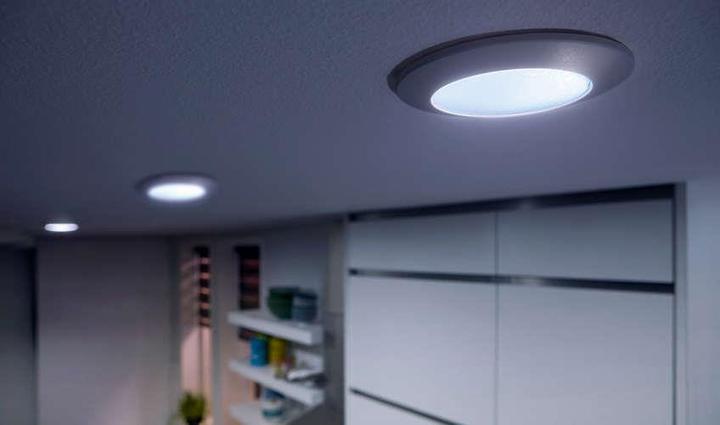 Actual product image Philips Hue Phoenix Base (315 lm)