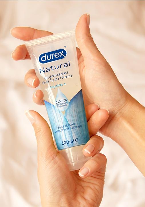 Actual product image Durex Naturals Extra Moisturising Lubricant (100 ml)