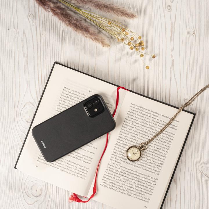 Produktbild Hama MagCase Finest Sense (Apple iPhone 13 Pro)