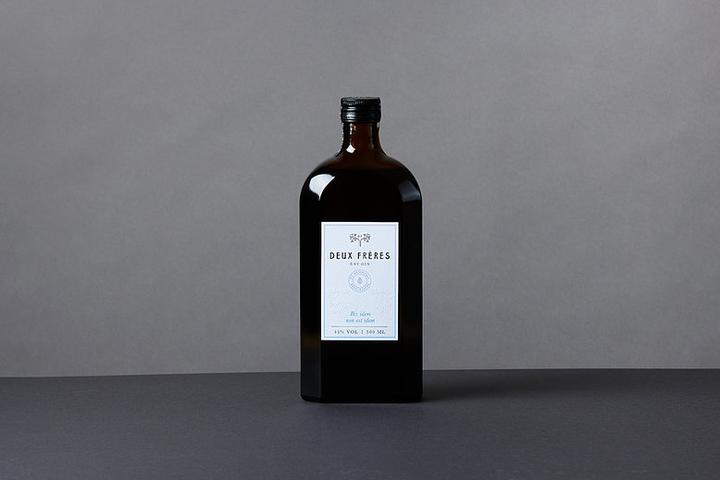 Immagine prodotto Deux Frères Gin secco (1 x 50 cl)