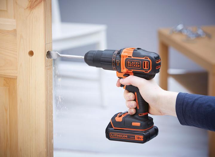 Produktbild Black & Decker Akku Bohrmaschinen-Set (Akkubetrieb)