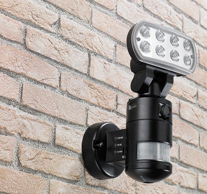 Image du produit VisorTech Caméra de surveillance avec projecteur LED et détecteur de mouvement (640 x 480 pixels)