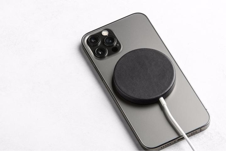 Produktbild Nomad Case for MagSafe Cable Black Leather