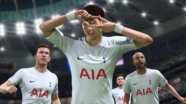 Produktbild Microsoft FIFA 22 Standard Edition (Xbox One X, Xbox Series X, Xbox One S, Xbox Series S)