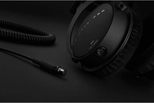 Image du produit Beyerdynamic DT 1770 Pro (pas de réduction du bruit, Filaire)