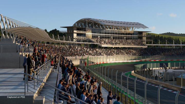 Immagine prodotto Sony Gran Turismo 7 (PS5, Multilingue)