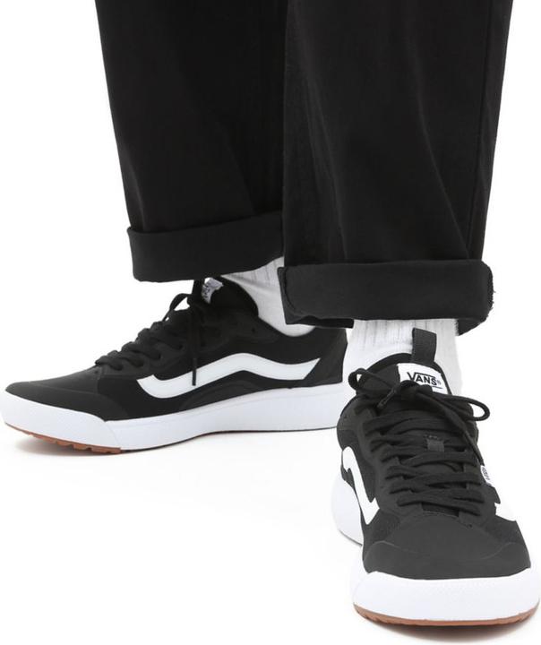 Actual product image Vans UltraRange EXO (38)