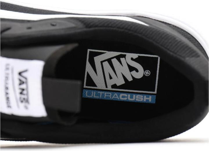 Actual product image Vans UltraRange EXO (38)
