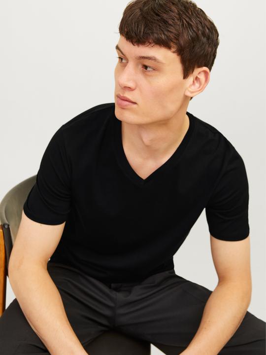 Produktbild Jack & Jones Basic V (S)